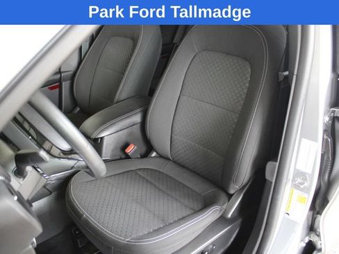 Used 2023 Ford Escape Active AWD/4WD image 11