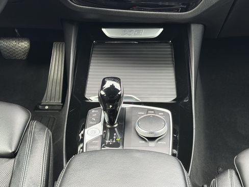 Used 2023 BMW X3 sDrive30i w/ Premium Package RWD image 4