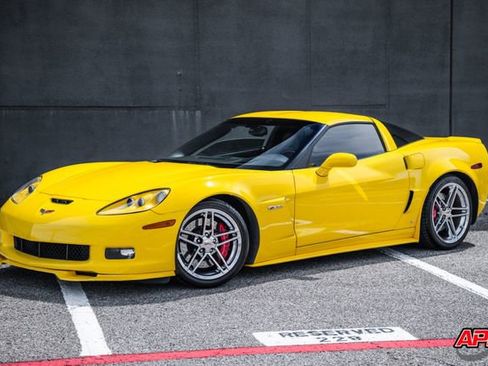 Used 2007 Chevrolet Corvette Z06 w/ Preferred Equipment Group RWD image 40
