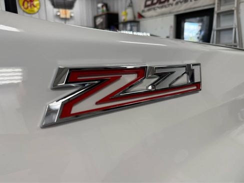 Used 2025 Chevrolet Silverado 3500 LTZ w/ LTZ Plus Package image 39