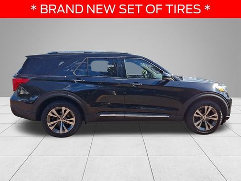 Used 2020 Ford Explorer Platinum w/ Premium Technology Package AWD/4WD image 7