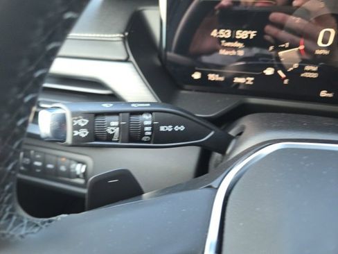 New 2025 GMC Acadia Elevation image 16