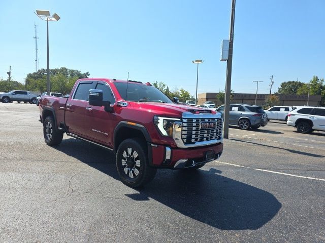 Used 2024 GMC Sierra 2500 Denali w/ Denali Reserve Package AWD/4WD image 1