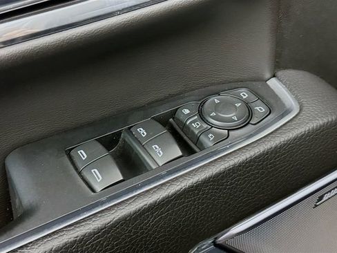 Used 2024 GMC Sierra 2500 Denali w/ Denali Reserve Package image 18