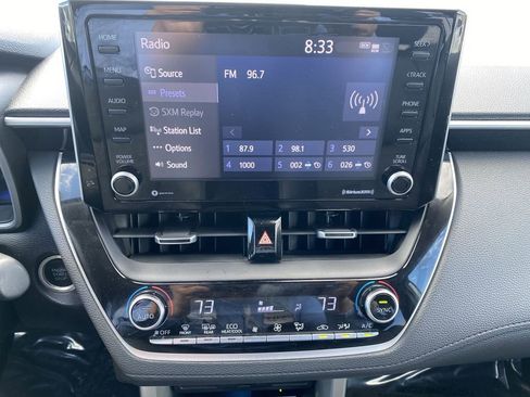 Used 2022 Toyota Corolla Cross XLE AWD/4WD image 13