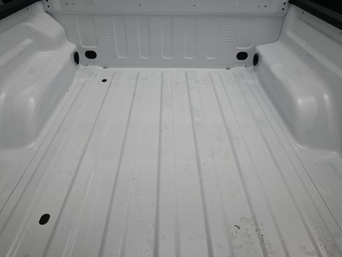 New 2025 Jeep Gladiator Sport image 24