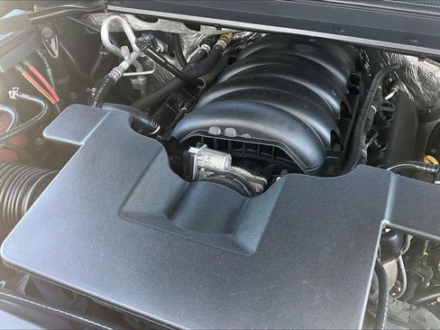Used 2017 Chevrolet Tahoe LT RWD image 36