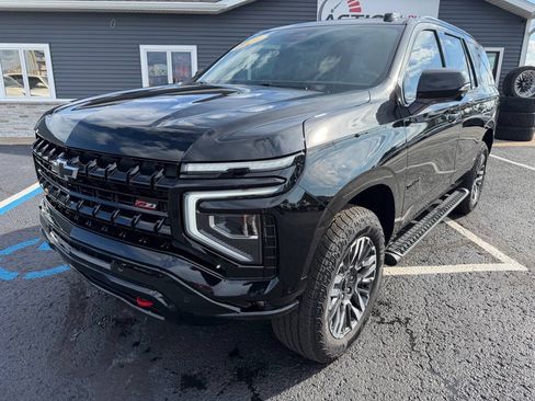Used 2026 Chevrolet Tahoe Z71 w/ Comfort Package AWD/4WD image 1