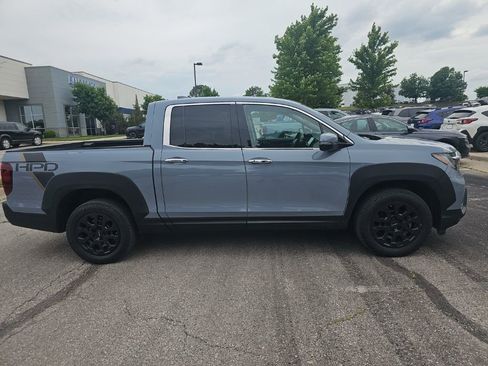 Used 2023 Honda Ridgeline RTL-E image 4