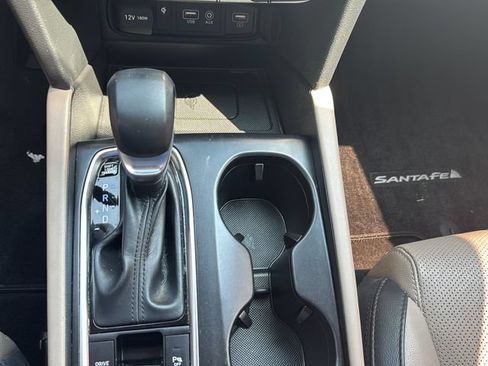 Used 2020 Hyundai Santa Fe SEL w/ Cargo Package FWD image 24