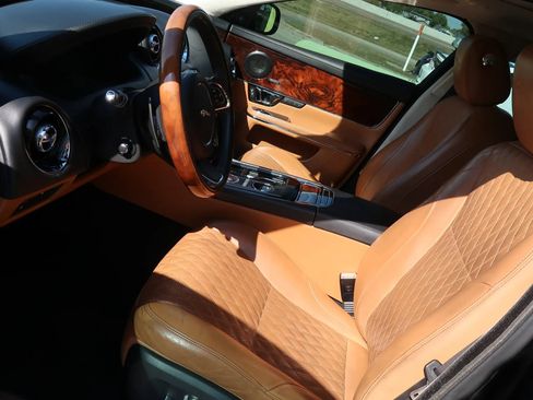 Used 2017 Jaguar XJ L Portfolio AWD/4WD image 17
