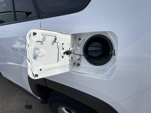 Used 2024 Toyota RAV4 XLE image 51