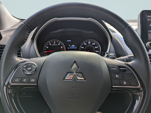 Used 2025 Mitsubishi Eclipse Cross SE AWD/4WD image 30