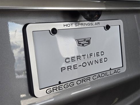 Used 2025 Cadillac XT6 Premium Luxury image 18