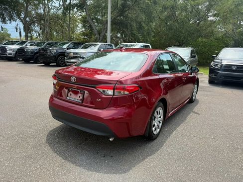 Used 2025 Toyota Corolla LE FWD image 9