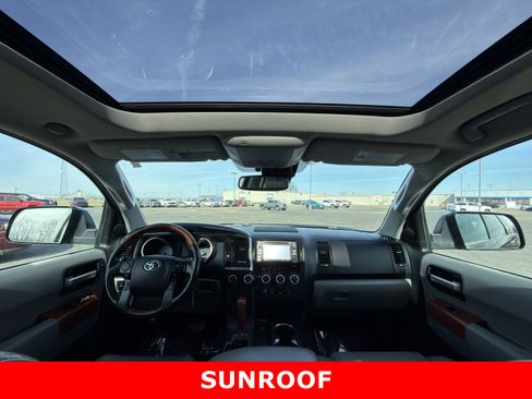 Used 2019 Toyota Sequoia Platinum w/ Four Season Floor Mat Package image 23