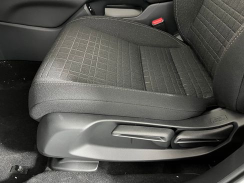 New 2026 Honda HR-V LX image 11