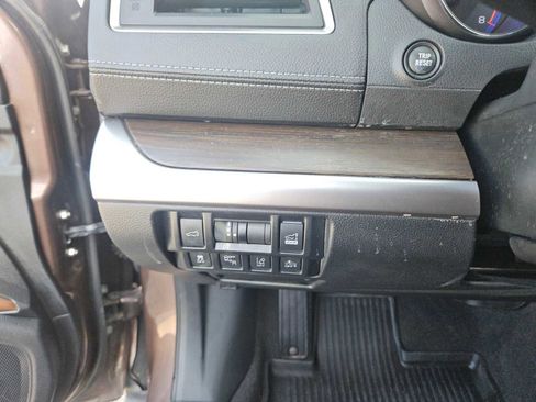 Used 2019 Subaru Outback 3.6R Touring w/ Popular Package #3A image 17