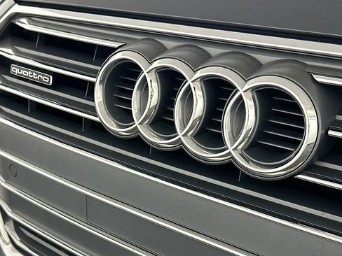 Used 2017 Audi A4 2.0T Premium Plus w/ Premium Plus Package AWD/4WD image 36