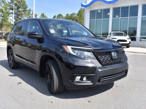 Certified 2021 Honda Passport Sport image 3