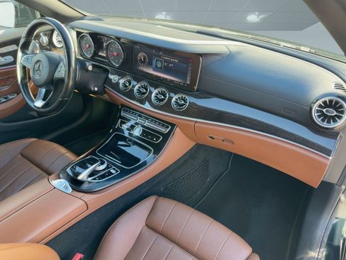 Used 2018 Mercedes-Benz E 400 E 400 image 27