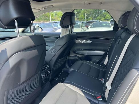 New 2025 Genesis Electrified GV70 Advanced w/ Prestige Package image 9