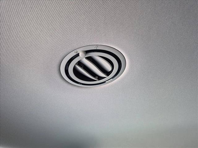 Used 2025 Hyundai Palisade SEL FWD image 17