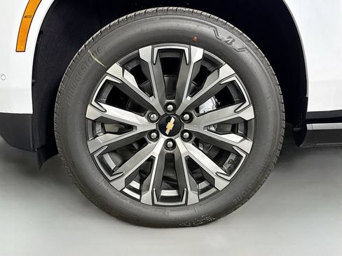 New 2026 Chevrolet Tahoe High Country AWD/4WD image 33