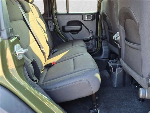 Used 2023 Jeep Wrangler Unlimited Sport AWD/4WD image 16