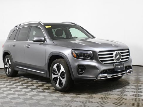 Certified 2026 Mercedes-Benz GLB 250 4MATIC image 9