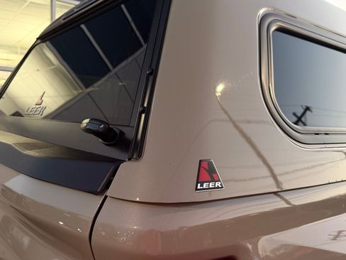 Used 2024 Chevrolet Colorado ZR2 w/ Technology Package image 12