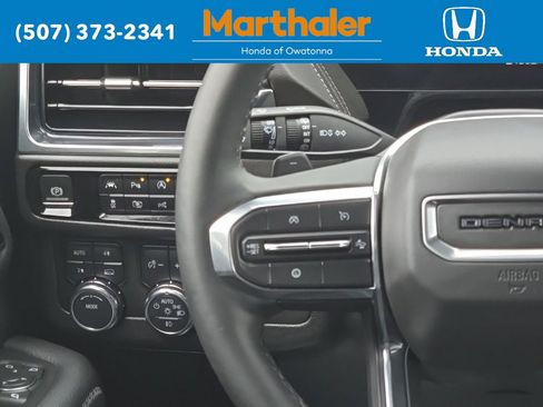 Used 2025 GMC Yukon XL Denali image 26