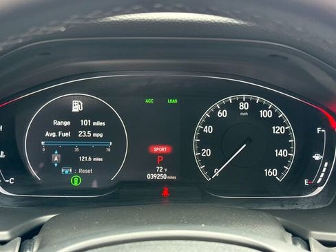 Used 2018 Honda Accord Touring image 31