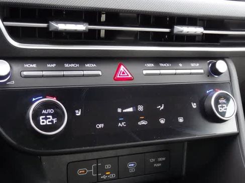 Used 2025 Hyundai Sonata SEL FWD image 32