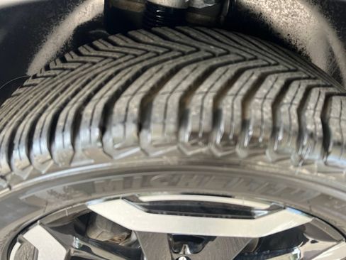 Used 2024 Kia Telluride S AWD/4WD image 40