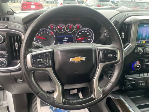 Used 2021 Chevrolet Silverado 2500 LT w/ Convenience Package image 15