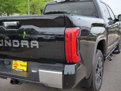 Used 2024 Toyota Tundra Limited w/ Power Package AWD/4WD image 17
