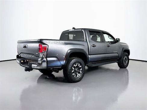 Certified 2023 Toyota Tacoma TRD Off-Road image 8
