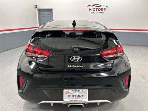 Used 2019 Hyundai Veloster 2.0 image 8