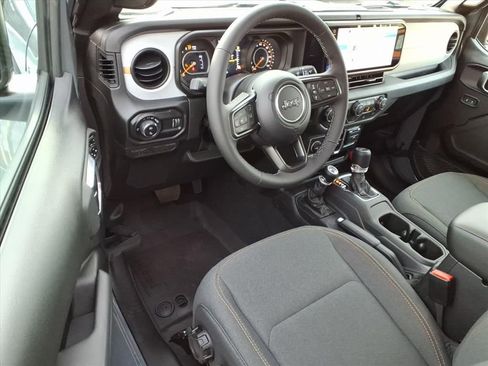 New 2026 Jeep Gladiator Sport image 15