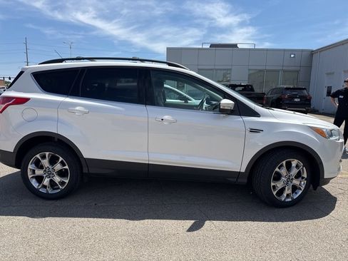 Used 2013 Ford Escape SEL FWD image 2