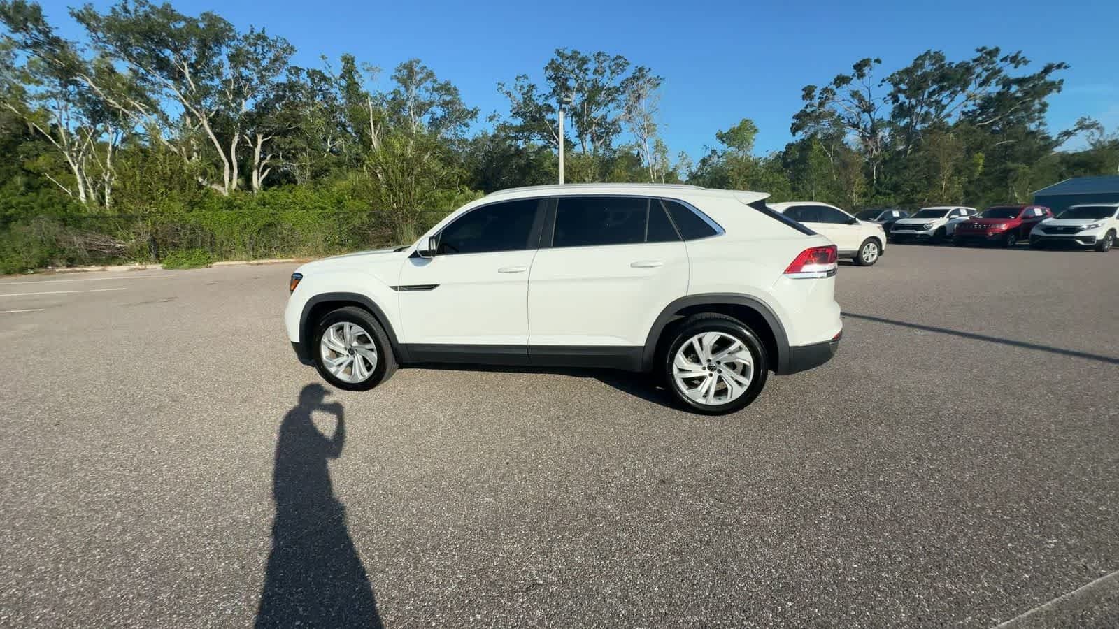 Used 2021 Volkswagen Atlas Cross Sport SEL FWD image 5