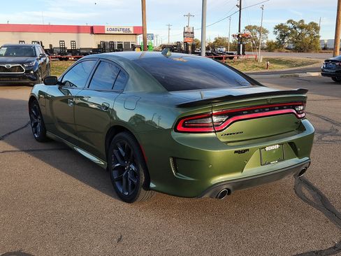 Used 2022 Dodge Charger R/T w/ Plus Group image 3