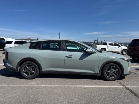 Used 2025 Kia K4 FWD image 5