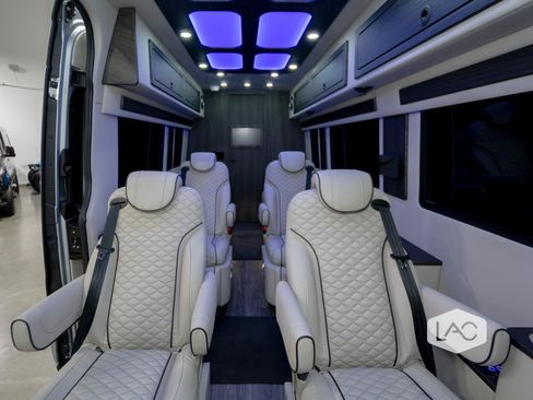Used 2026 Mercedes-Benz Sprinter 3500 image 6