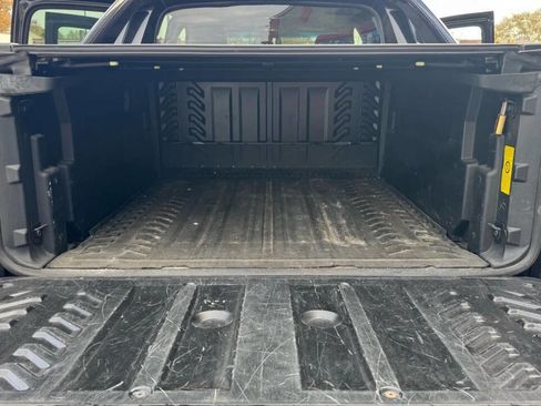 Used 2012 Cadillac Escalade EXT Luxury image 22