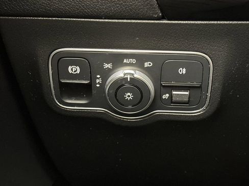 Used 2023 Mercedes-Benz GLA 250 4MATIC image 34