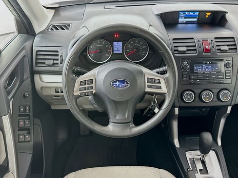 Used 2015 Subaru Forester 2.5i Premium AWD/4WD image 17