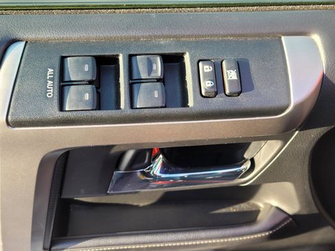 Used 2024 Toyota 4Runner SR5 image 25