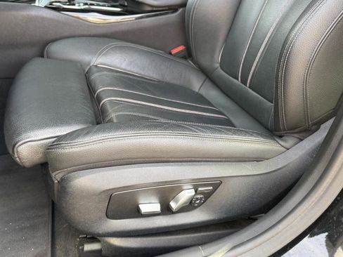 Used 2019 BMW 540i image 17